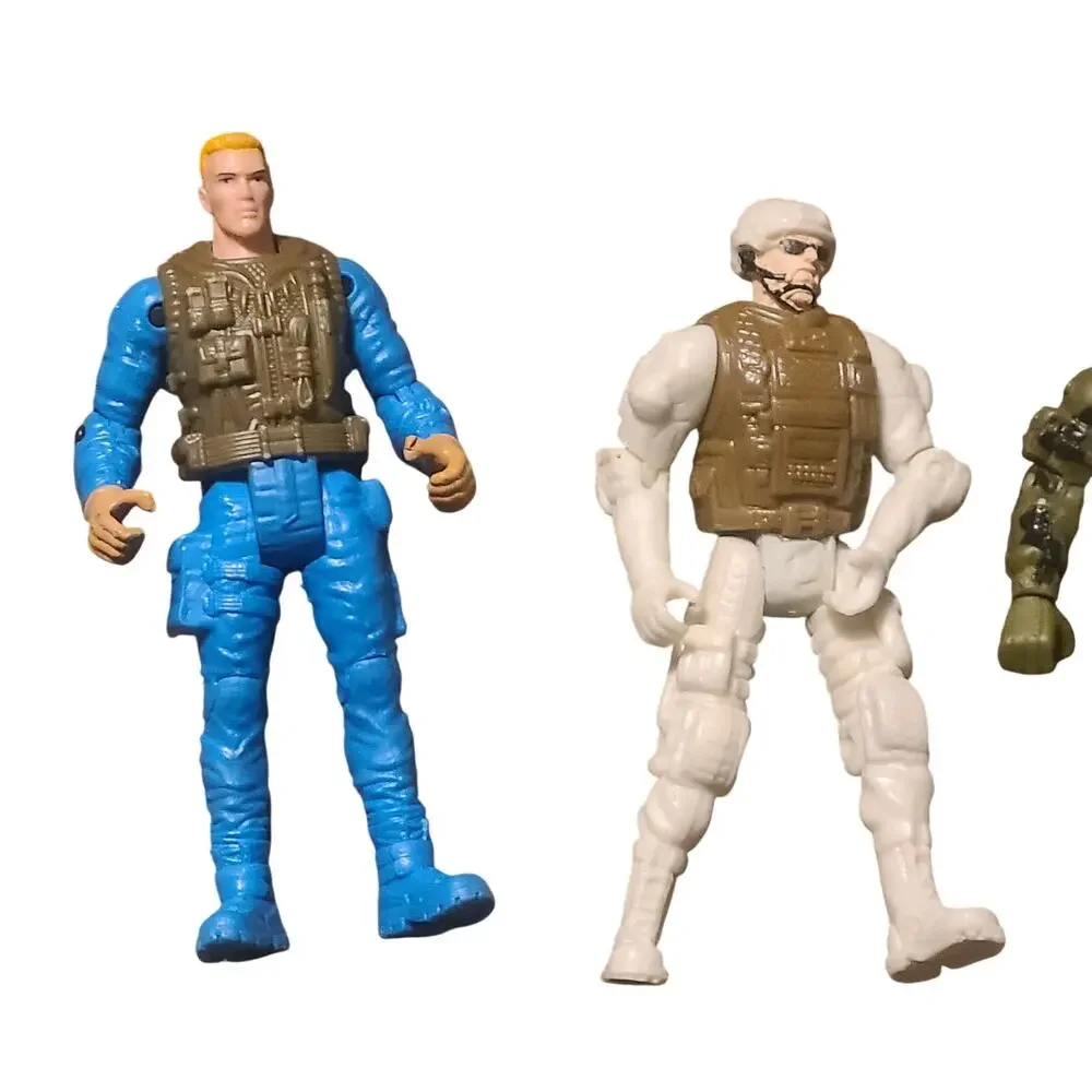 Military action figure lot of 5
